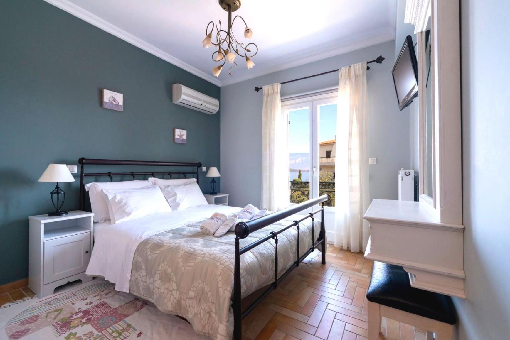Nautilus Luxury Suites Galaxídhion Eksteriør billede