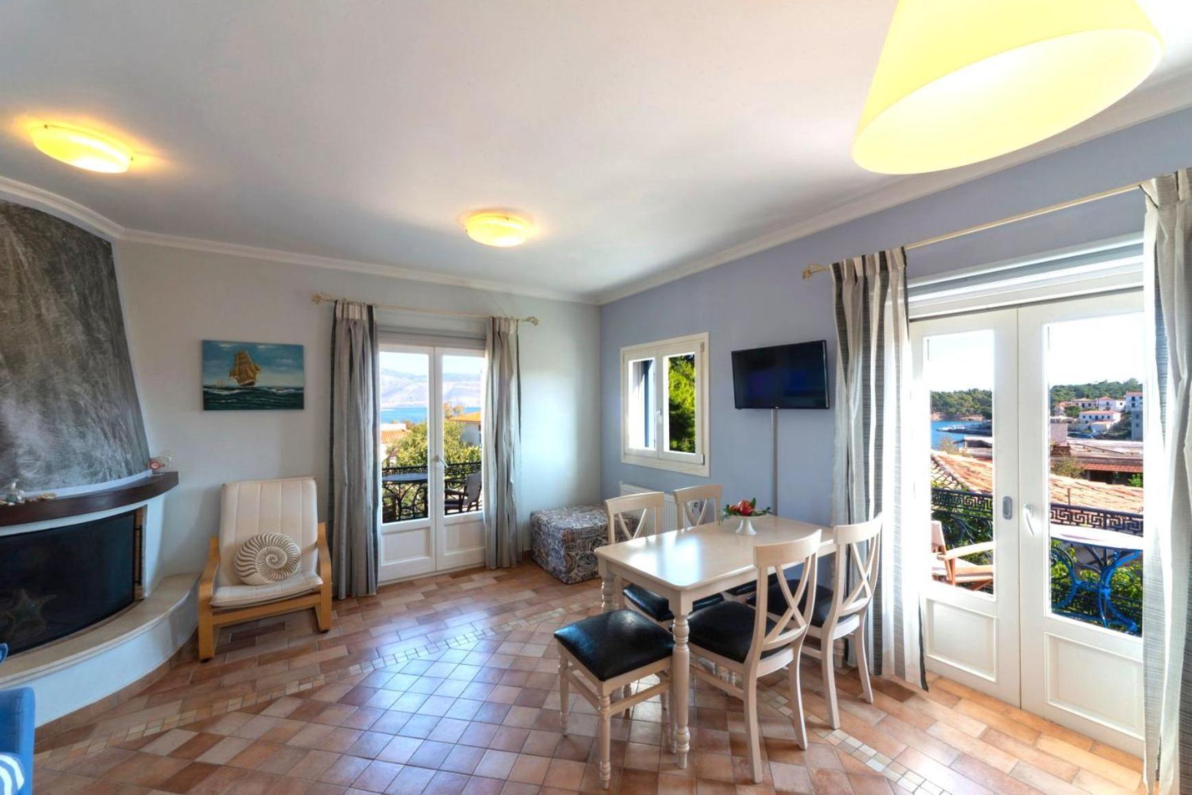 Nautilus Luxury Suites Galaxídhion Eksteriør billede
